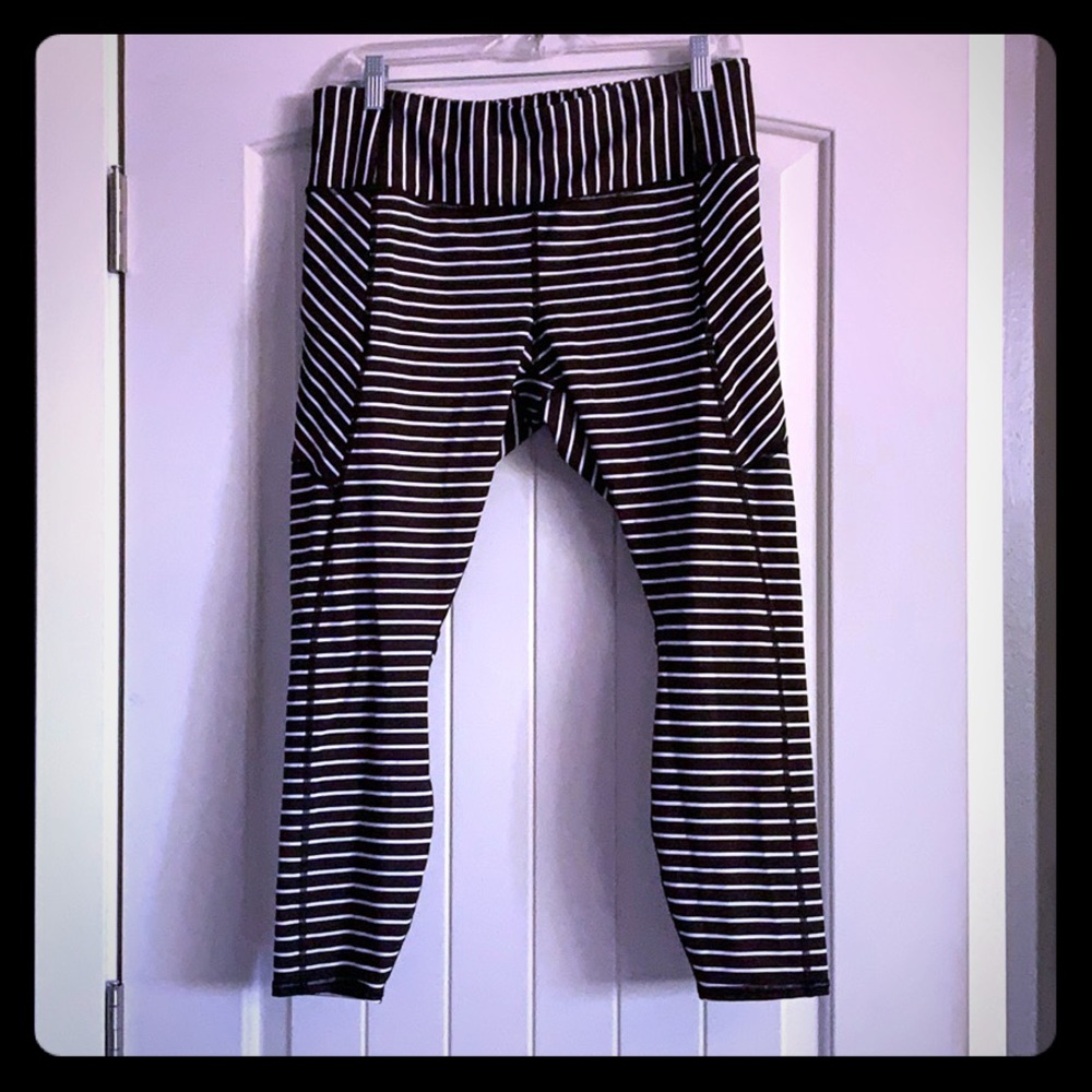 Athleta black white stripe tights
